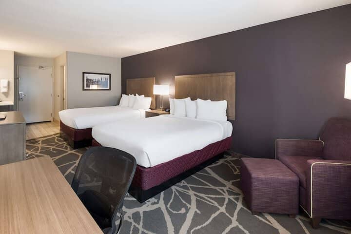 Room 10 of 41