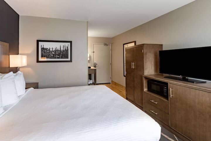Room 8 of 41